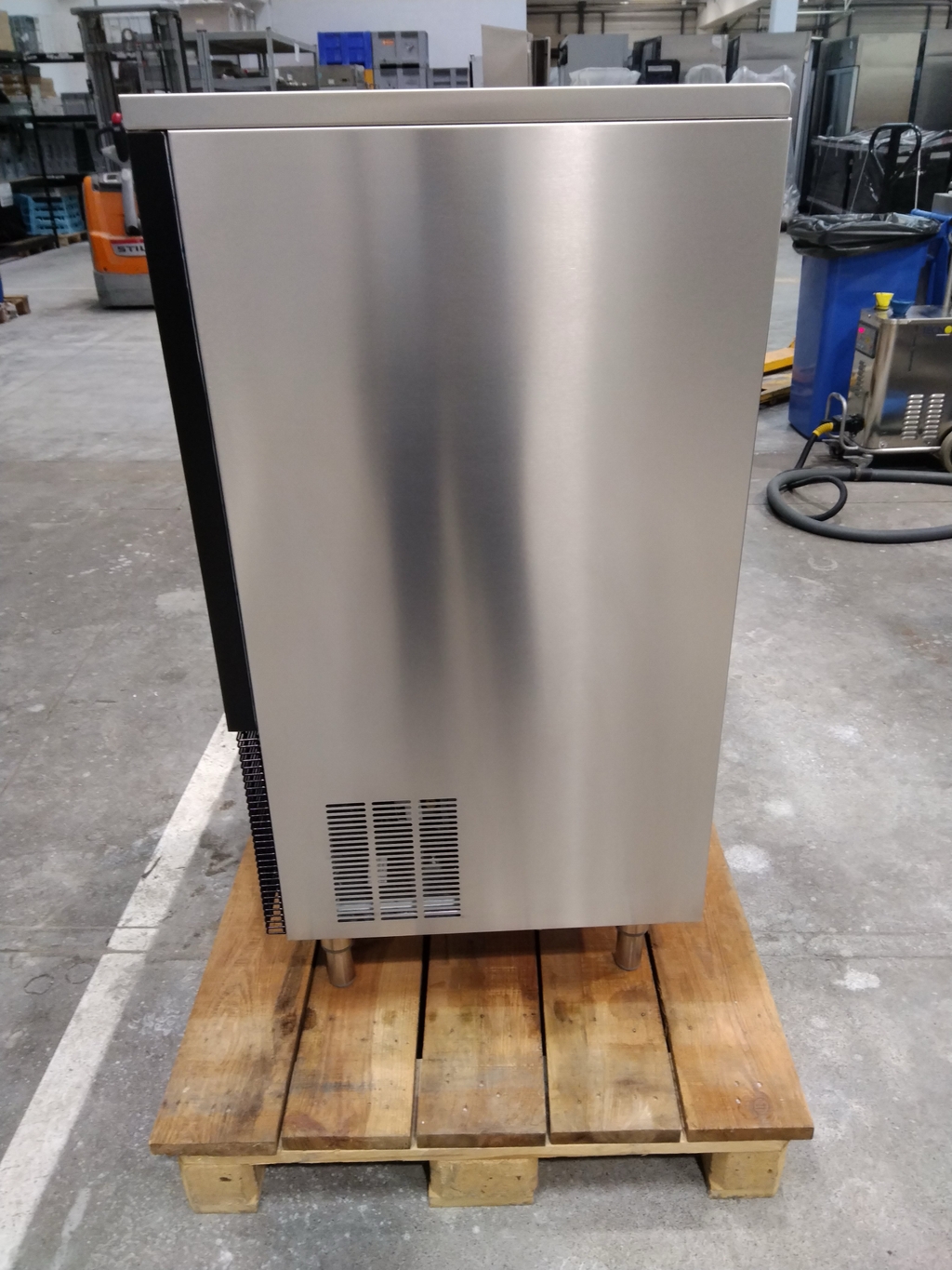 Machine à glaçons cube - 90kg/24h - pompe de vidange - BREMA CB955AHCP/BQUBE-1 n°3